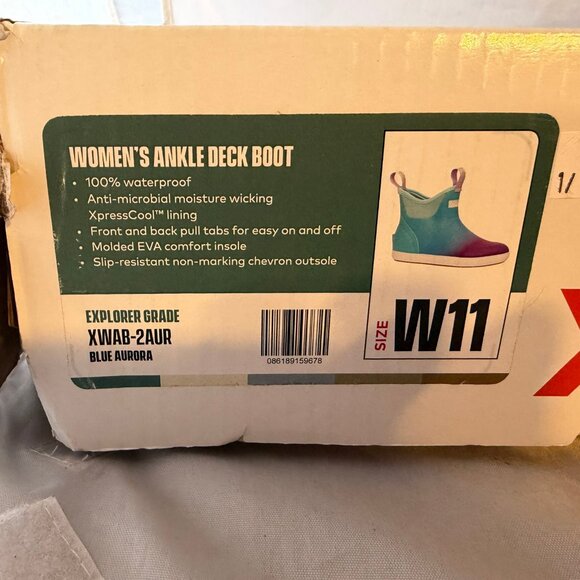 XtraTuf Women's Ankle Deck Boots, Blue Aurora  Size Women 11   NEW With Box - Picture 7 of 7